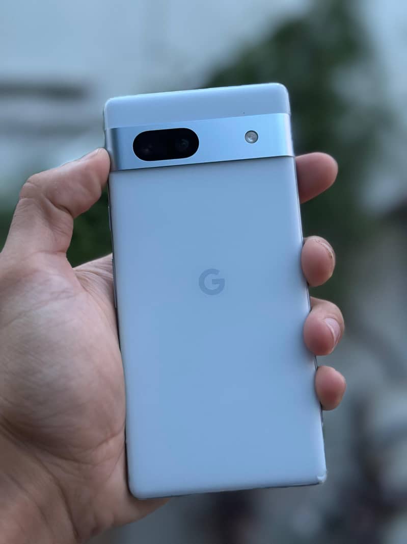 Google Pixel 7a 4