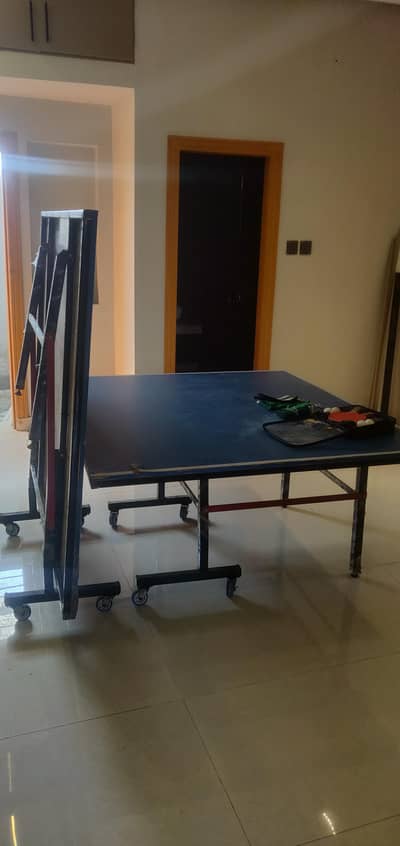 Table Tennis, Good Condition, 4 Rackets, 2 Nets