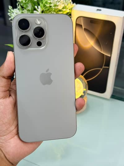 Apple iPhone 16 Pro Max