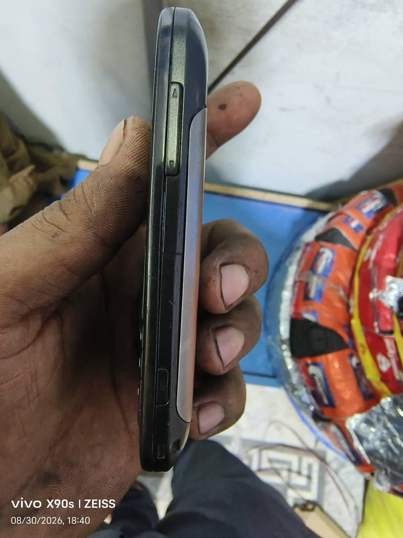 Nokia E5 5