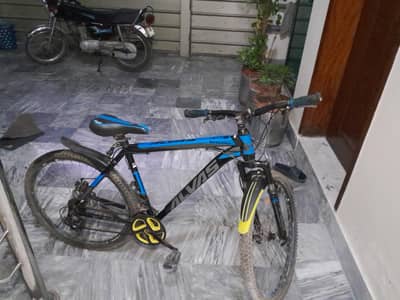 aluminum MTB cycle with. original gears for urgent sale