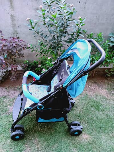 Foldable Pram for kids