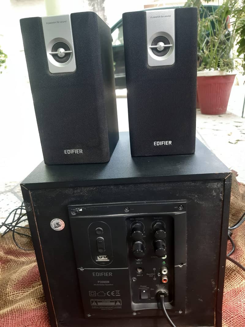 Edifier P3080M 2.1 Speaker System (USB/Mic Input)- Complete Setup 2