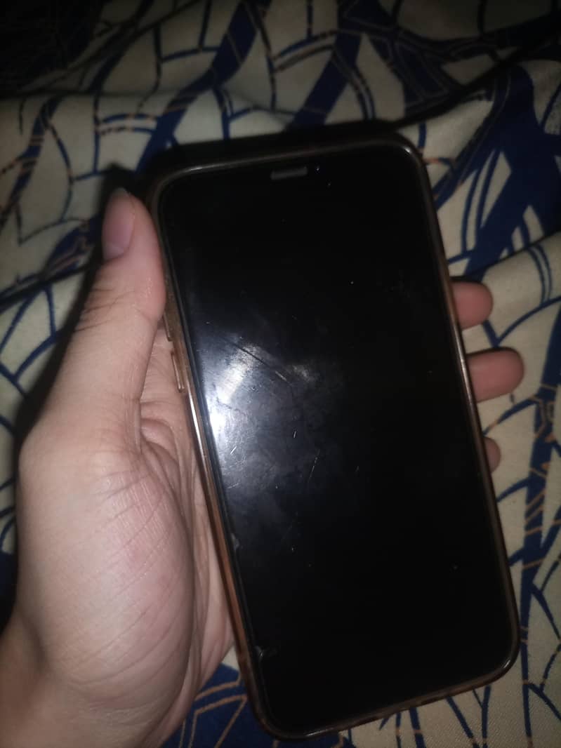 Apple iPhone XS 0