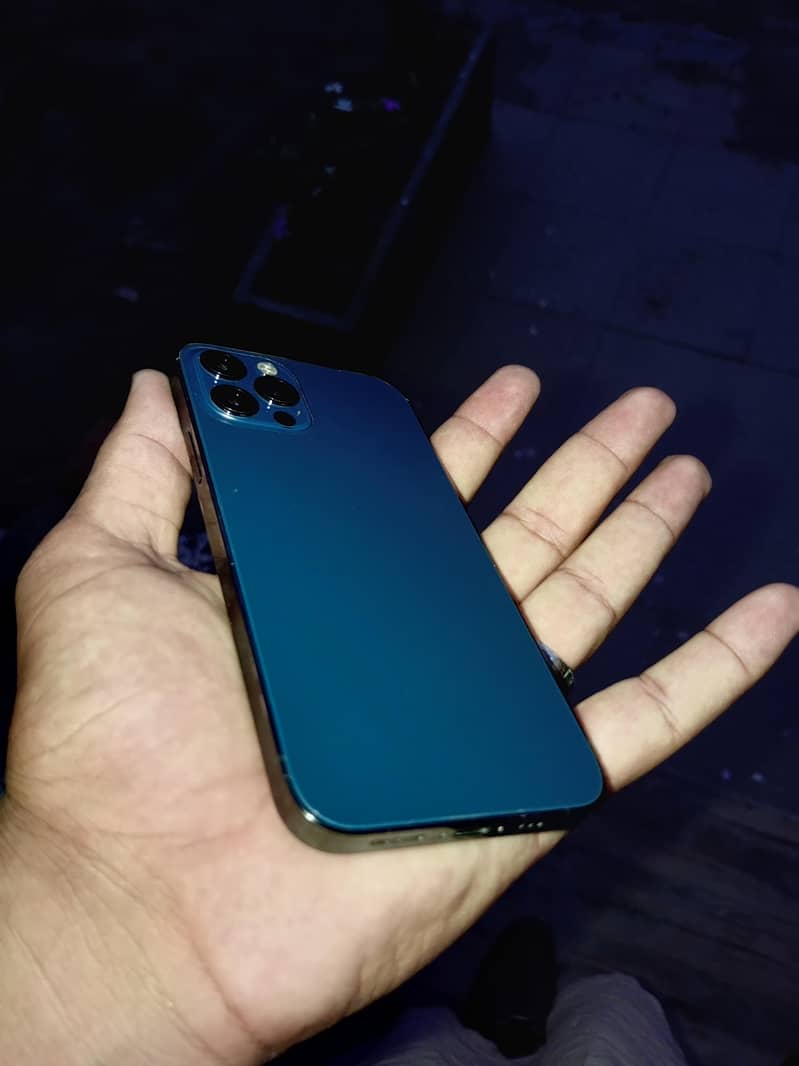 Apple iPhone 12 Pro 0