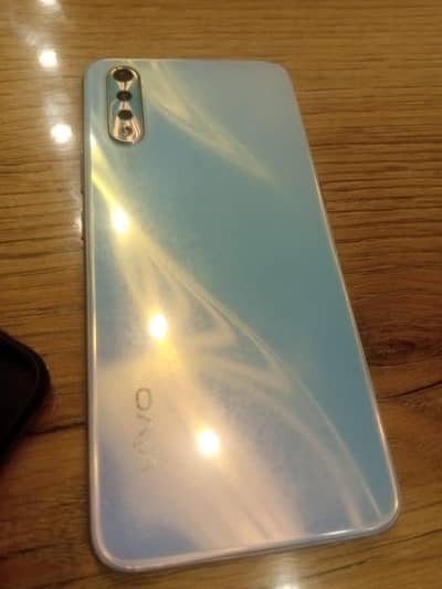 Vivo S1