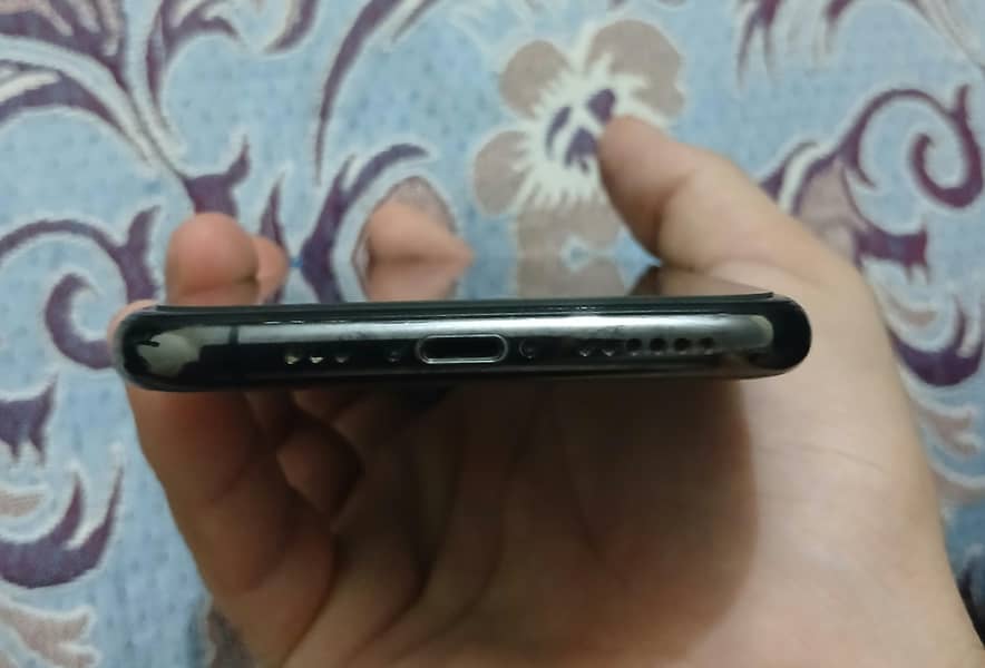 iphone xs 2