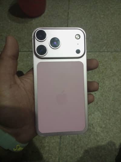 Apple iPhone XR converted 17 pro