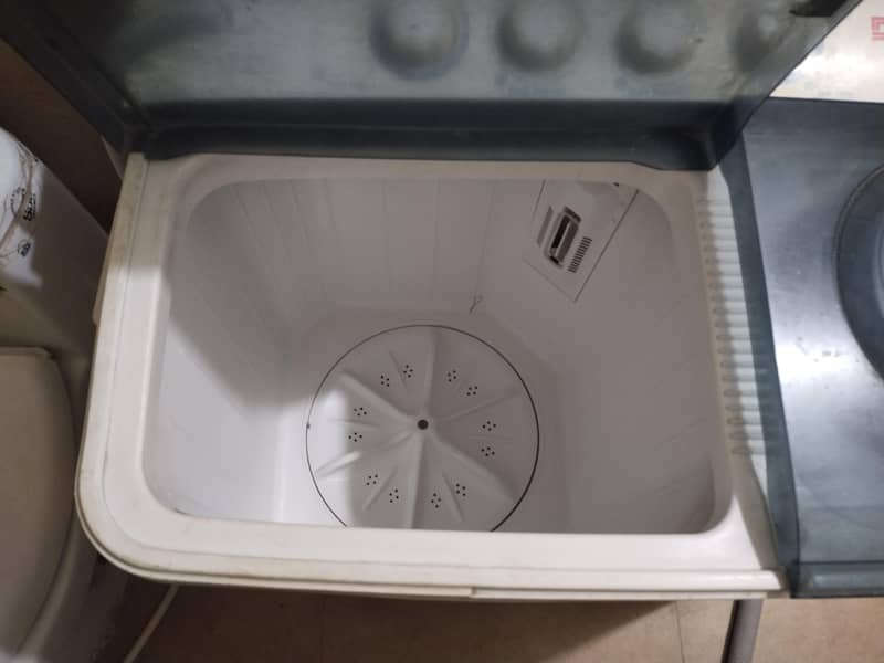 Dawlance washing machine 2