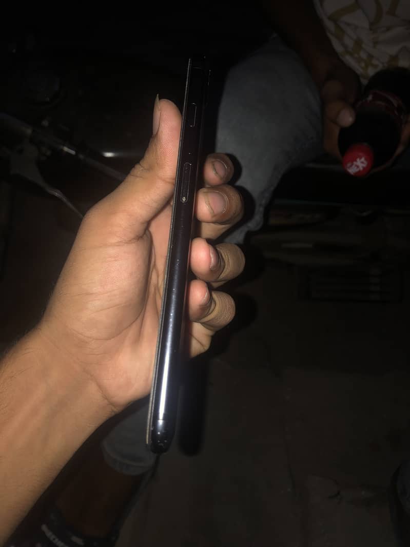Apple iPhone 7 Plus 1