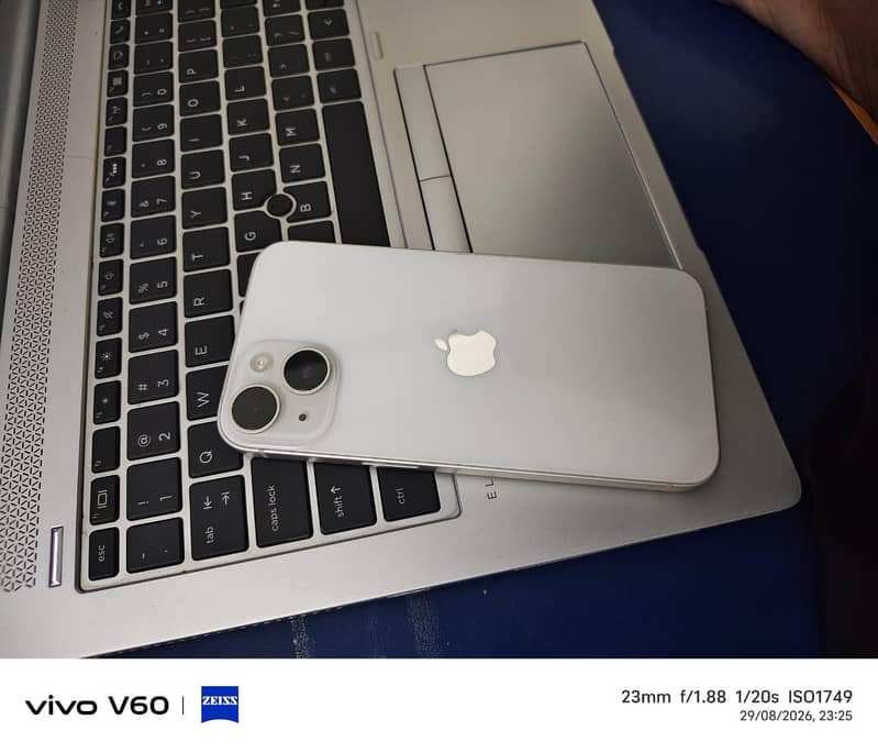 Apple iPhone 14 3