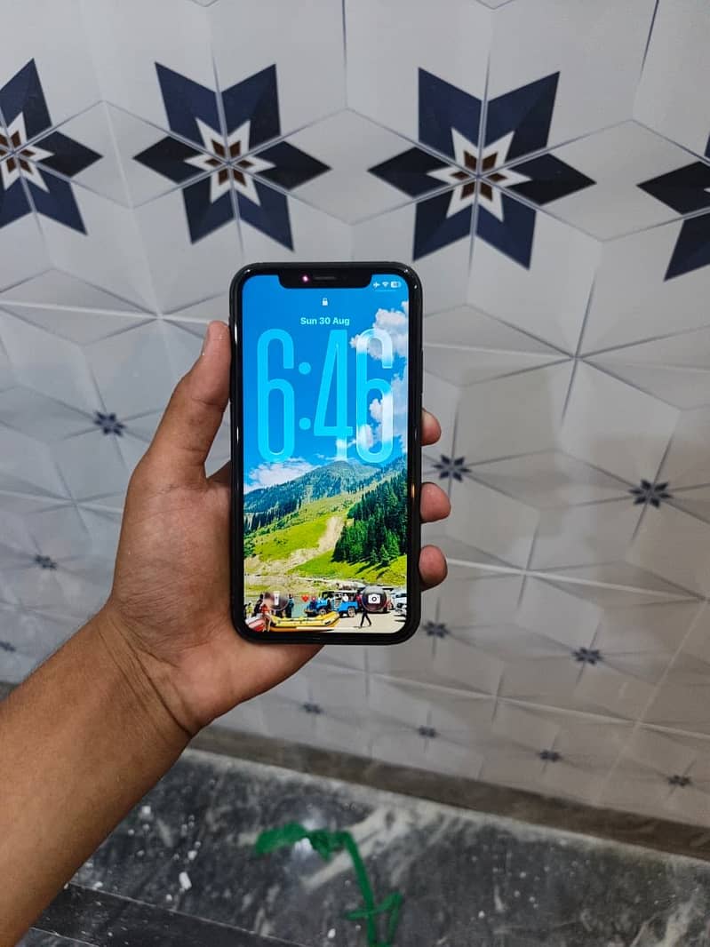 Apple iPhone 11 6