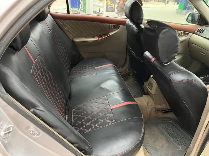 Corolla 2.0D Saloon 8