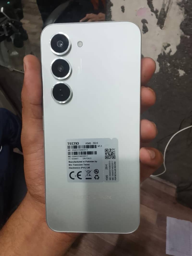 techno spark 40 pro 1