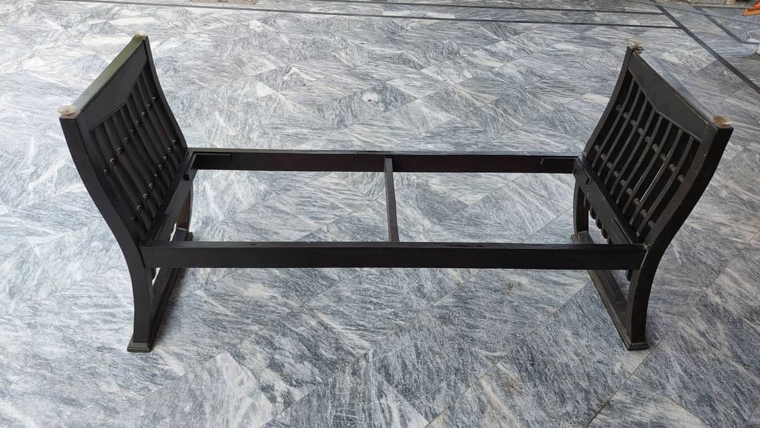 single dining table 0