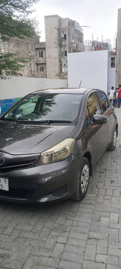 Toyota Vitz 2015