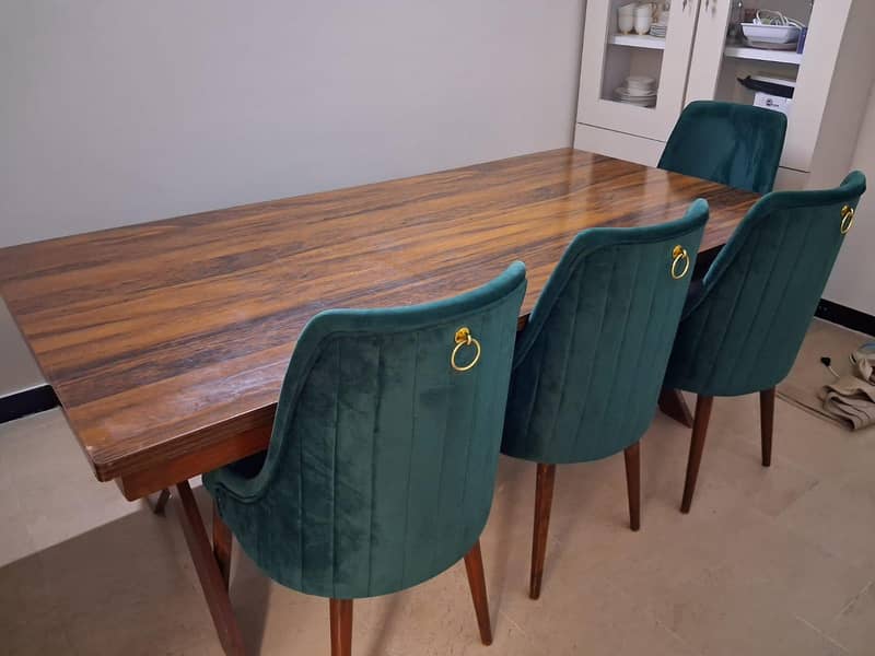 New Dining Table & Chairs 1