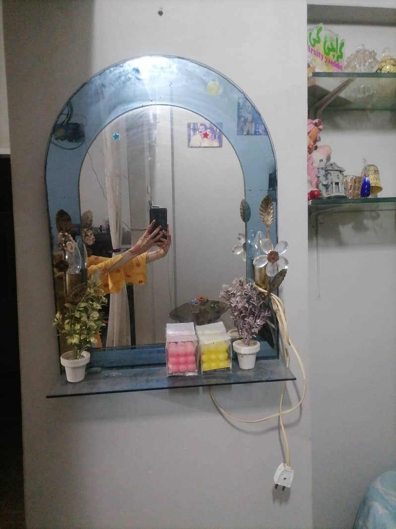 lightning mirror 0