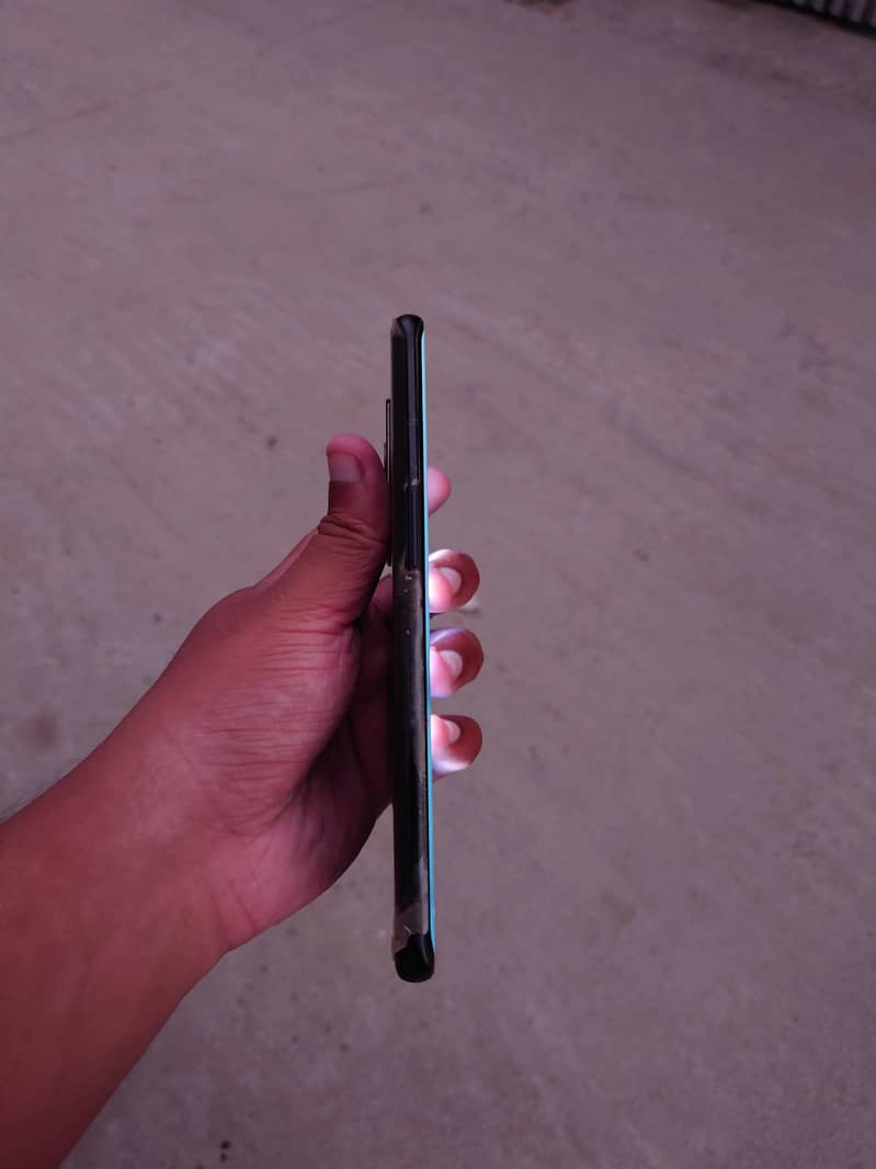 One Plus 10 Pro 1
