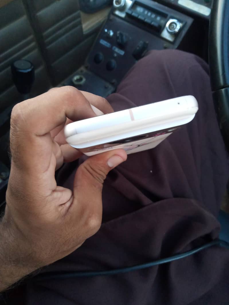 google pixel 8 3