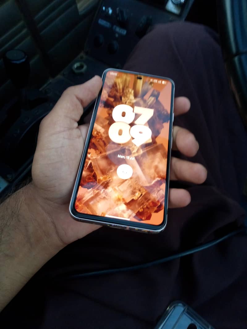 google pixel 8 4