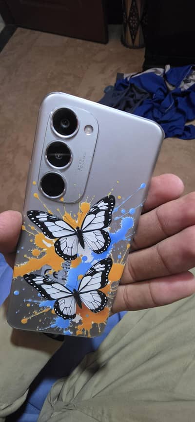 Tecno Spark 40 pr0 pus
