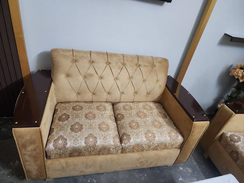 sofa seat 2