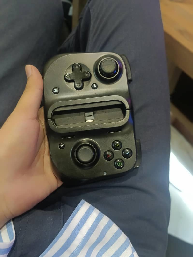 Razer gaming controller 3