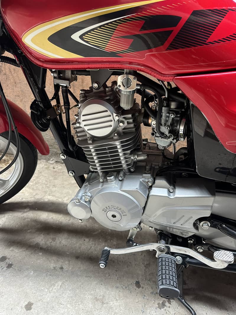 Suzuki 4