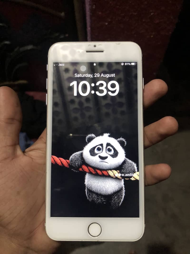 Apple iPhone 8 Plus 3