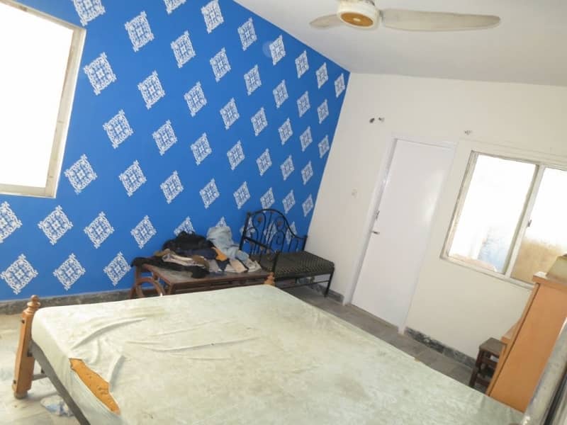 WEST OPEN CORNER LEASED FLAT 4