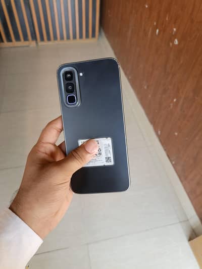 Infinix hot 70