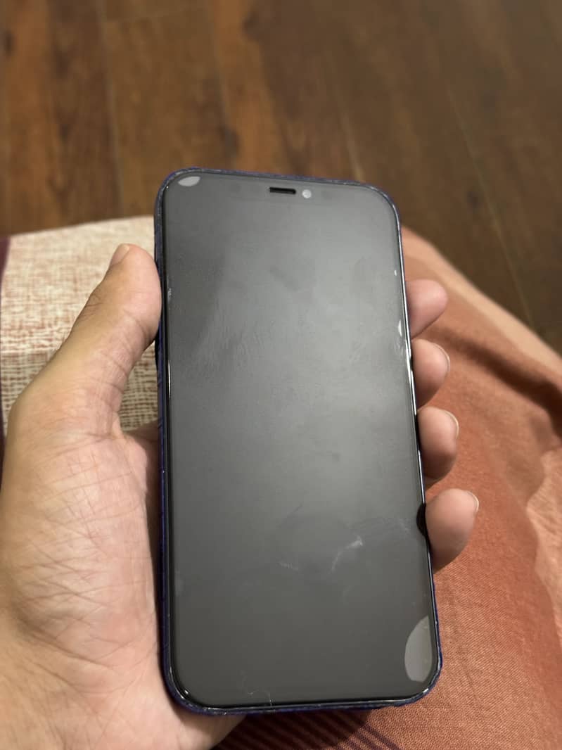 Apple iPhone 12 3