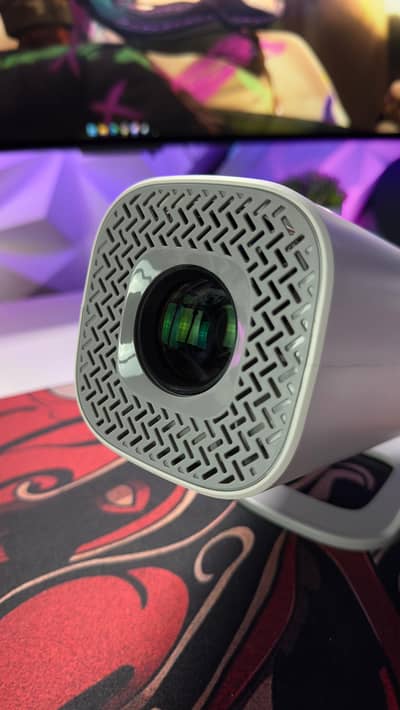 S40 PROJECTOR