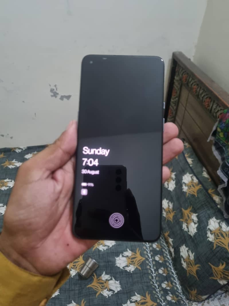 One Plus 9 5G 0
