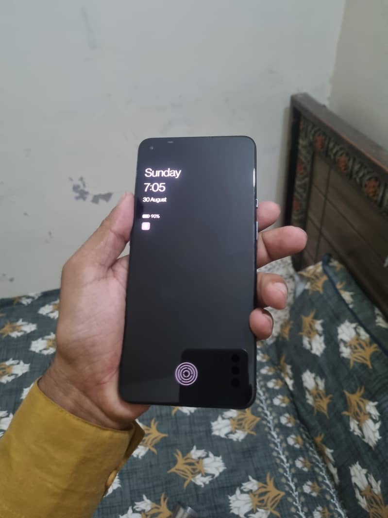 One Plus 9 5G 5
