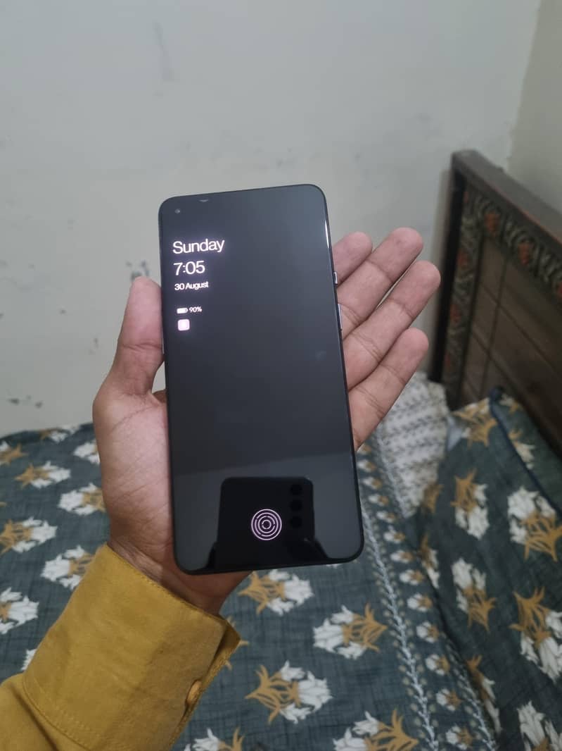 One Plus 9 5G 6