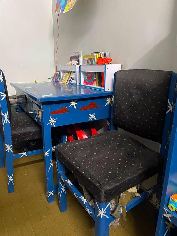kids bed & study Table 4