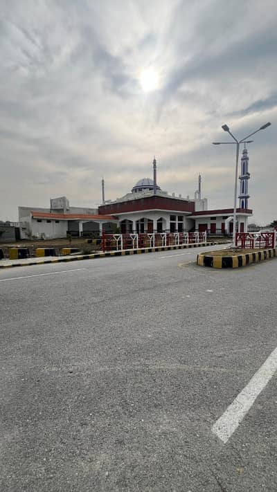 7 marla at park avenue mardan