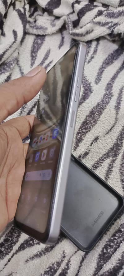 Tecno Spark Go 2