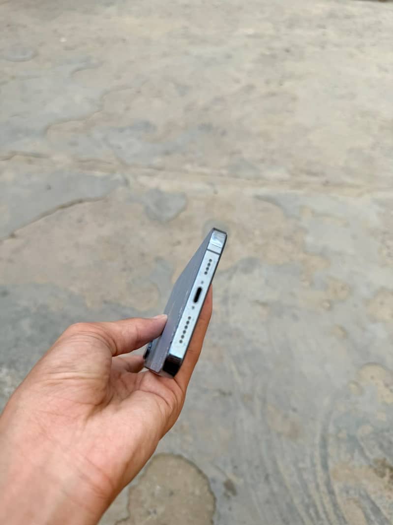 Apple iPhone 13 Pro Max 3
