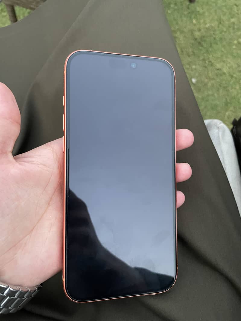Apple iPhone 17 Pro Max 1