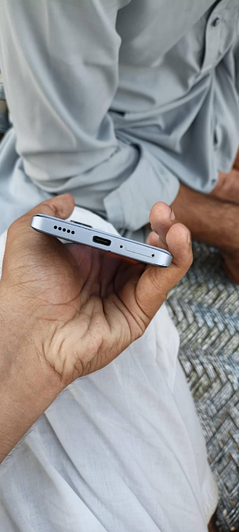 Xiaomi Redmi Note 13 Pro Plus 3