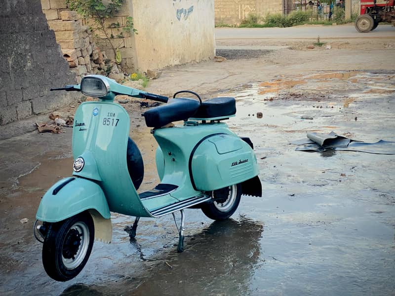 Vespa 5