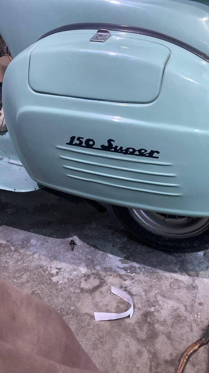 Vespa 6