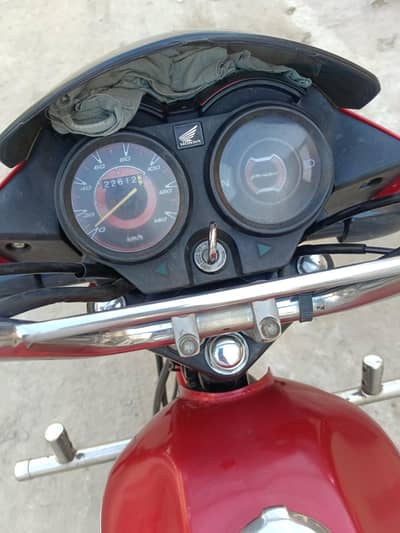 Honda pirdar 100 cc model 23 location Lahore 03066806175