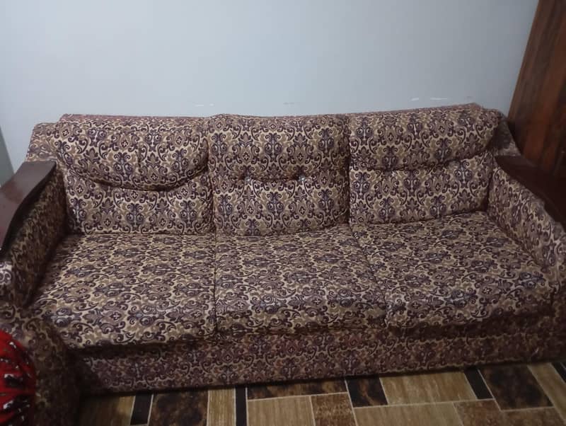 7 seater Sofa set with Table 0