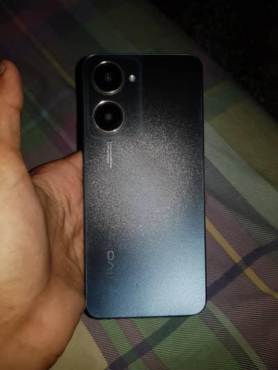 Vivo Y33T