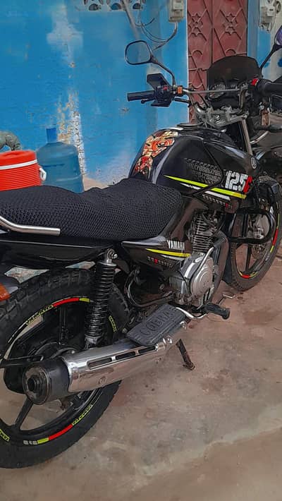 YBR 125G