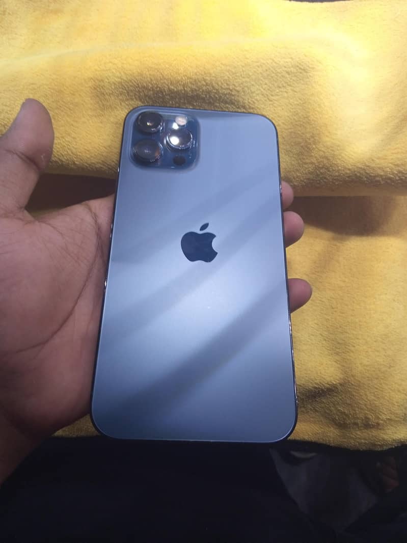 Apple iPhone 12 Pro Max 1